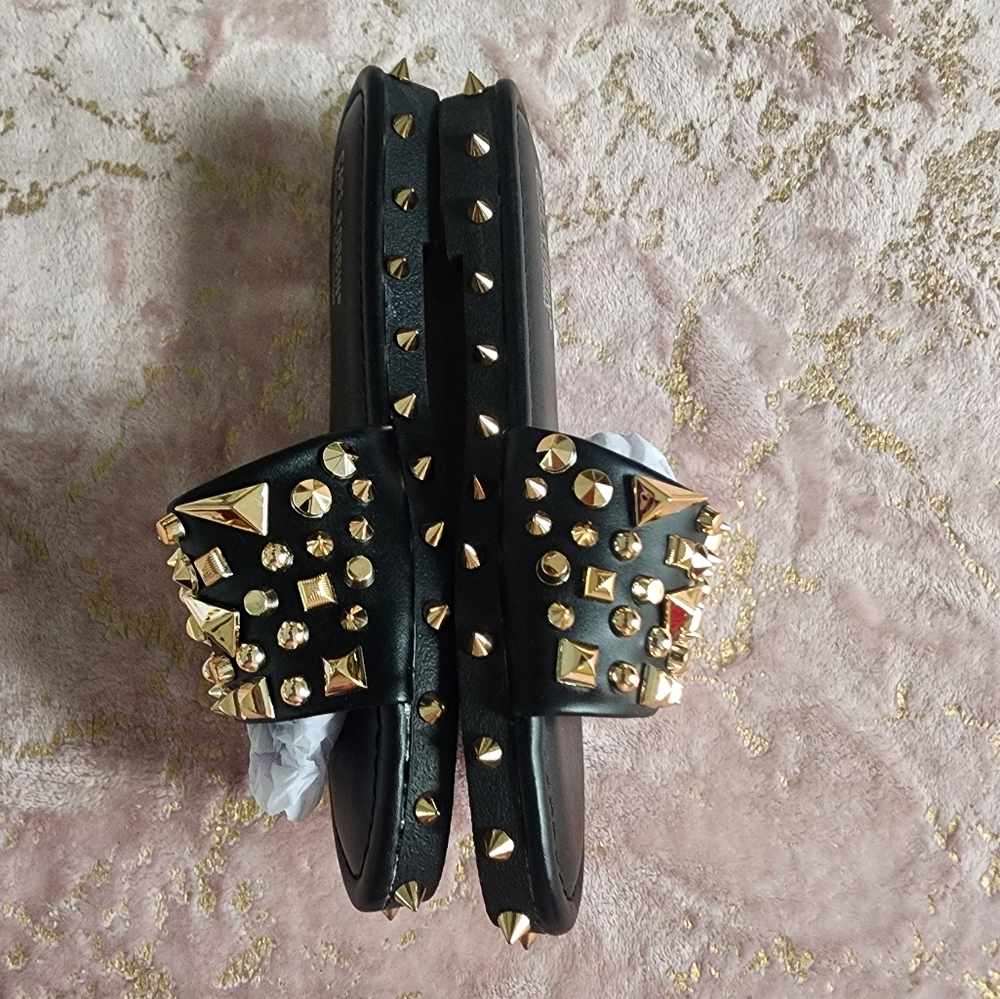 CAPE ROBBIN | Black Studded Sandals - Picture 6 of 15